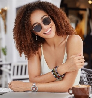 Stylish woman wearing fashionable sunglasses.
