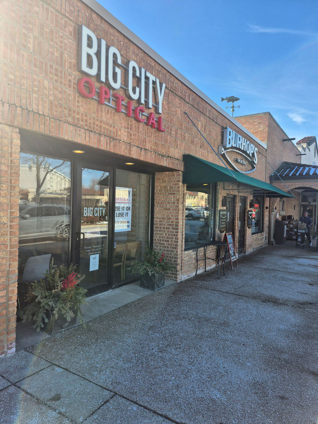 Plaza Del Lago in Wilmette, IL