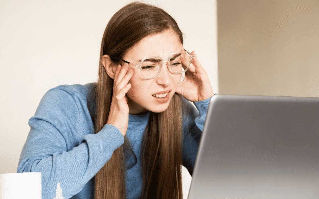Screen Time and Dry Eyes: How Modern Screen Use Impacts Eye Comfort